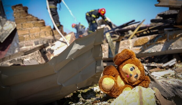 «Англичане не сдались. И Гитлер вскоре застрелился. И мы не сдадимся». Юрий Касьянов о пекле для Путина