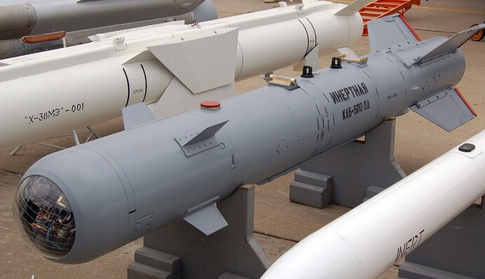 Росіяни прогризають українську оборону КАБами: чому так відбувається і що з нашими КАБами