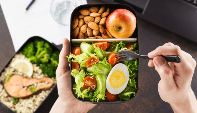 Что положить ребенку в ланч-бокс: варианты обедов и перекусов для школьника