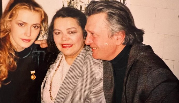 Ольга Сумська показала архівні фото тата-артиста, якому могло виповнитися 90 років