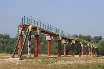 «Це просто абсурд». Як Україна допомагає фінансувати бюджет війни проти себе