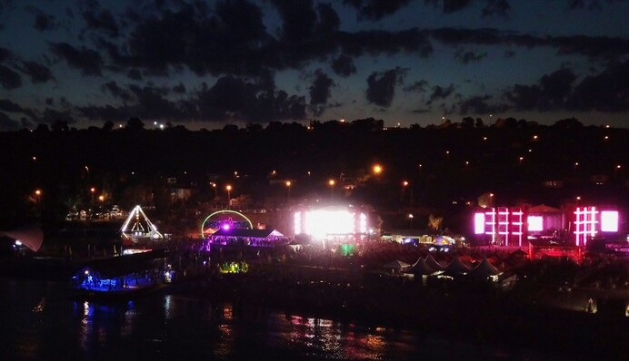 Люди танцюють, а на підлозі лежить Дорн: Женя Галич розповів про 