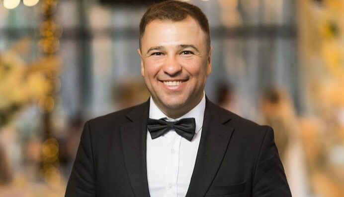 Юморист Виктор Гевко рассказал, сколько зарабатывает и тратит во время войны