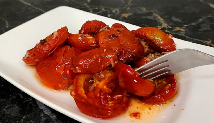 Вкуснее вяленых: как приготовить французские помидоры конфи на зиму
