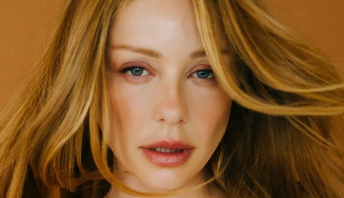 Мощно: боец ​​59 бригады ВСУ сыграл на сцене с Тиной Кароль