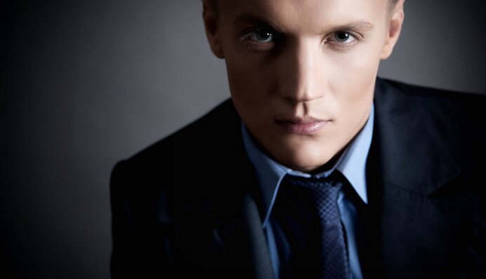 Где сейчас певец Александр Воевуцкий – победитель 