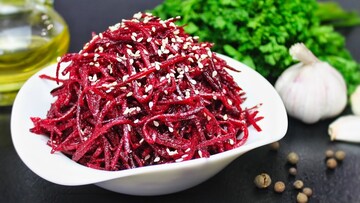 Справжня вітамінна бомба: як приготувати буряк по-корейськи