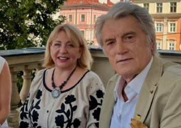 Ющенко вперше за довгий час з’явився на публіці з дружиною: де зараз екс-перша леді і як виглядає