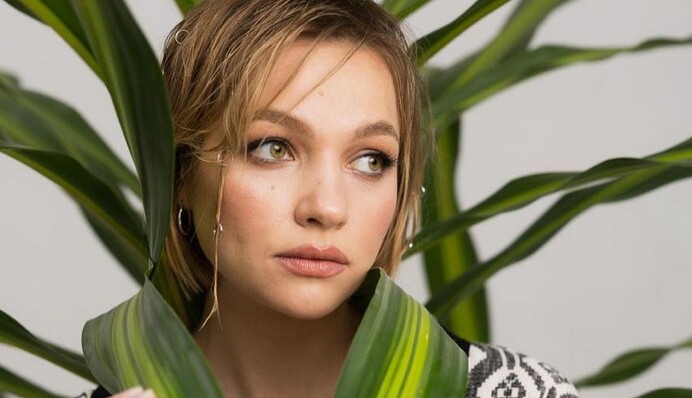 Певица Марина Круть рассказала, как из-за ошибки соседки на всю жизнь осталась со шрамами