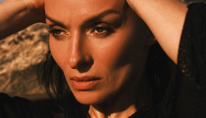 Бывшую солистку 