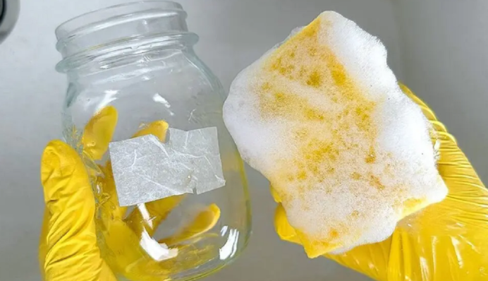 Как удалить клей от бумажных этикеток: 8 советов для всех типов поверхностей