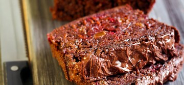 Скуштували б торт з буряка? Рецепт оригінального десерту