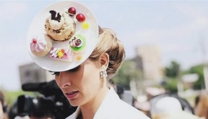 Катя Осадчая стала 