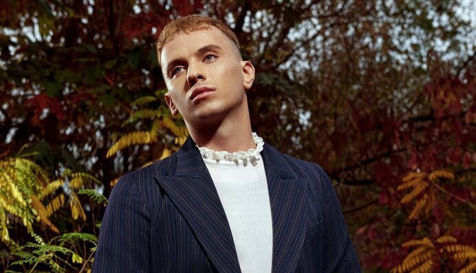 Де зараз співак Constantine - зірка 