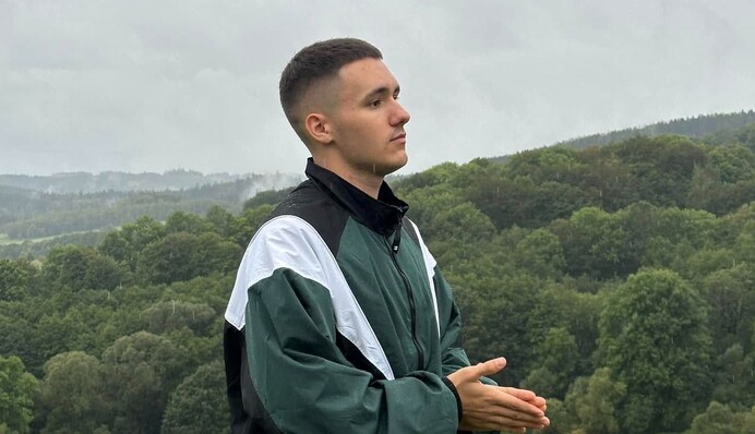 Співак Yaktak відмовився від тату