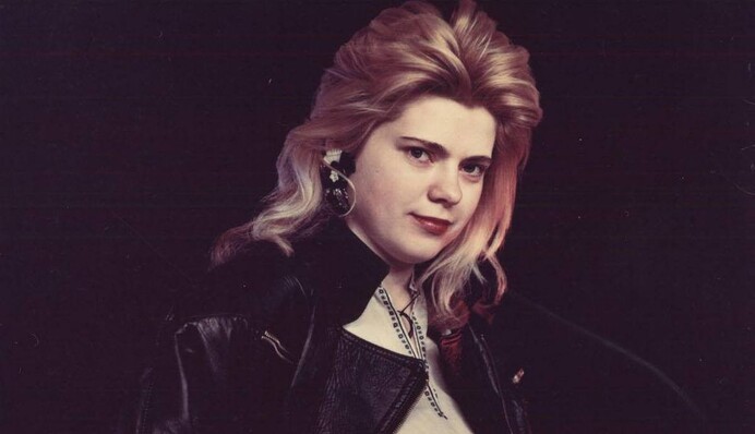 Где сейчас и чем занимается сестра Наташи Королевой певица Руся