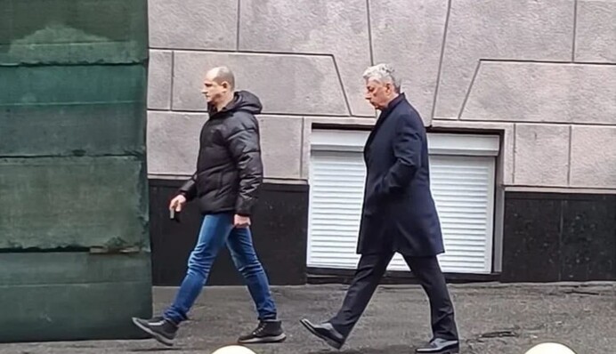 Вдягнене на допит у СБУ пальто Юрія Бойка виявилося дуже дорогим