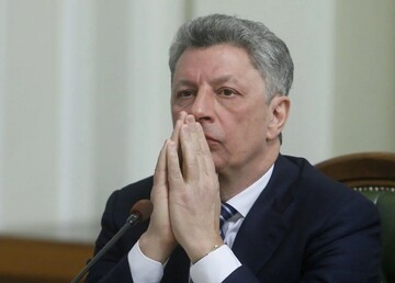 На руці Юрія Бойка під час його вибачення побачили цікавий годинник