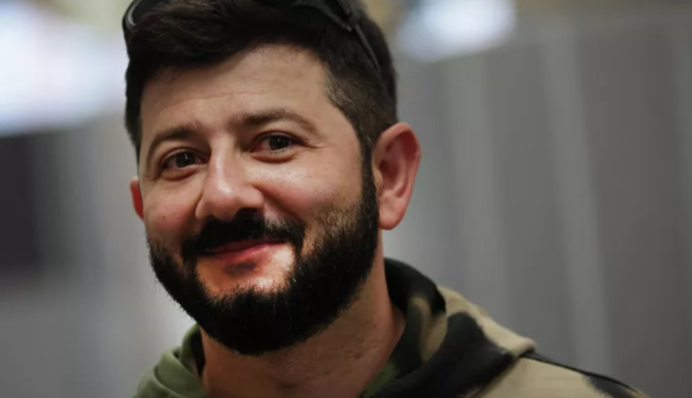 У ГУР вказали на військовий злочин колишнього друга Зеленського коміка Галустяна