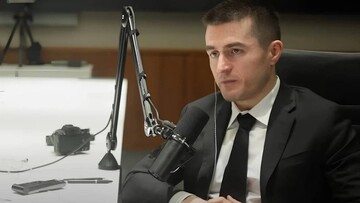 На руке у Фридмана во время интервью с Зеленским увидели очень дорогие часы