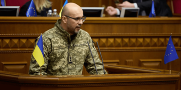 Полковник ЗСУ вдягнув шкарпетки з Трампом