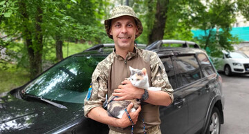 ​Врятований з полону ветеран ЗСУ влаштувався таксистом і ледь не прийняв пологи