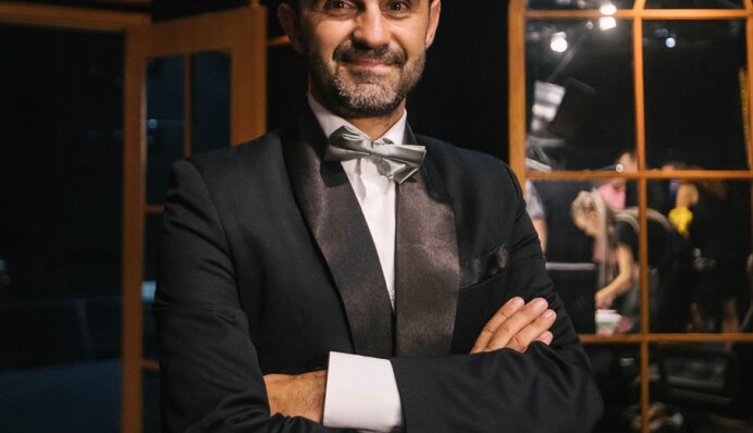 Украинский стендап-комик невольно спас романтический вечер родителей двух детей