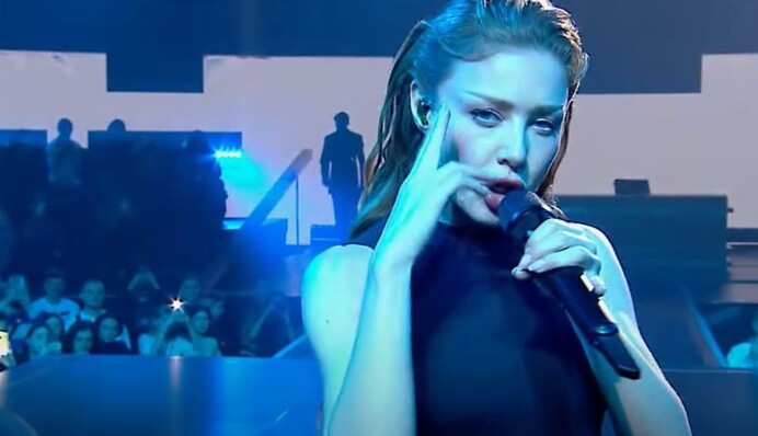 Мисткиню обурило обливання брудом співачки Тіни Кароль