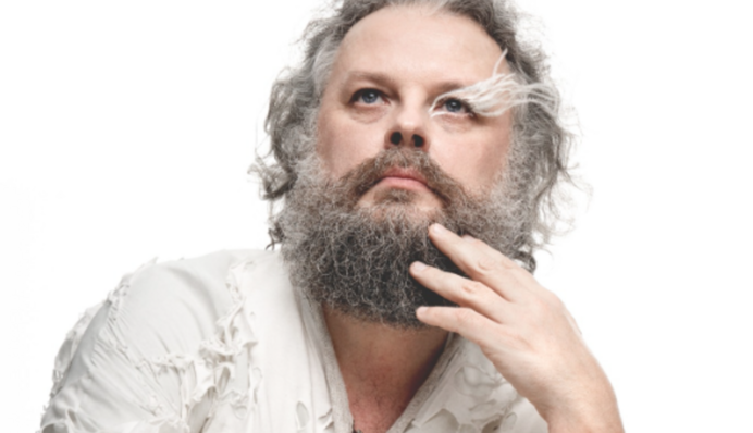 Журналист после заявления певца Дантеса о русскоязычных детях попал под проклятие