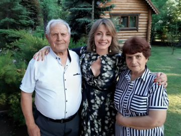 «Перенесла инсульт и нуждается в лечении»: звезда «Квартала 95» Кравец решила переселить родителей