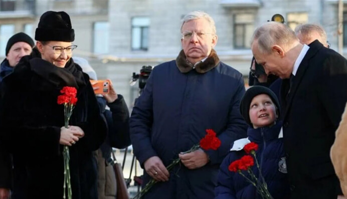 ​Стиль російської телеведучої Ксенії Собчак розсмішив речника ВМС ЗСУ