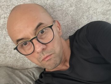 Український письменник поставив $1000 на втрату Трампом посади президента США до 1 березня