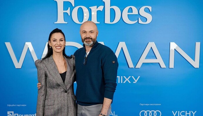 Маша Єфросиніна з'явилася на публіці з чоловіком-військовим: у мережі помітили пікантний момент