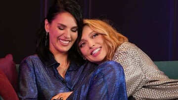 Певица Оля Полякова выиграла у телеведущей Маши Ефросининой дуэль на бананах