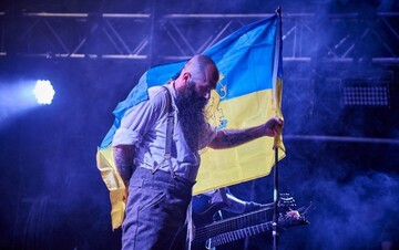 Больной онкологией певец пригрозил Минкульту судом