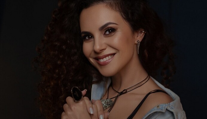 Кавер или плагиат: в сети обсуждают новую песню Насти Каменских