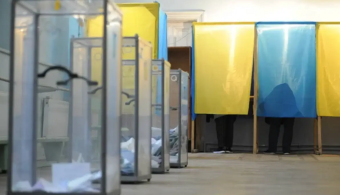 «Этот подпишет все, что надо»: Трампу подсказали кандидатуру в президенты Украины