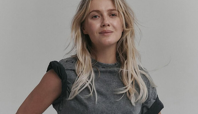 ”София Ротару немножко…” Певица Kola раскритиковала полученные букеты