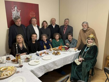 Певец Святослав Вакарчук побывал на 95-летии Лины Костенко