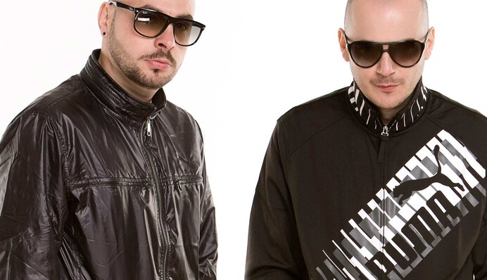 Вокалист популярной группы погиб в пожаре, спасая поклонников