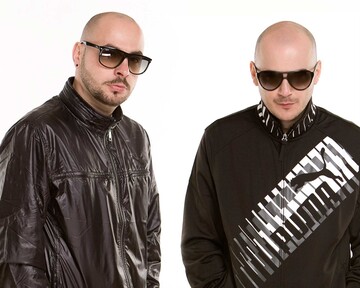 Вокаліст популярного гурту загинув у пожежі, рятуючи прихильників