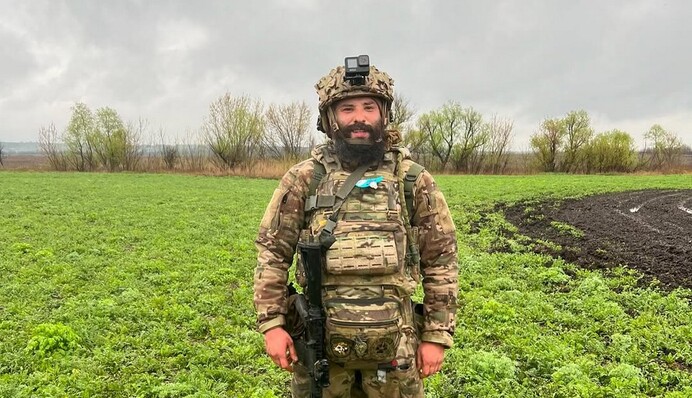 Віктор Розовий прокоментував лідерство росіян в чартах України цитатою побратима