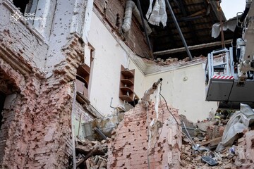 Коллега певицы Alyona Alyona призвала ее отказаться от роли некрасивой подружки