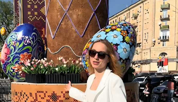 «Ничего не напоминает?» Блогер в харьковском куличе увидела непристойный символ