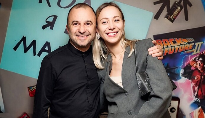 Виктор Павлик ответил, как отреагировал на очередную пластическую операцию жены