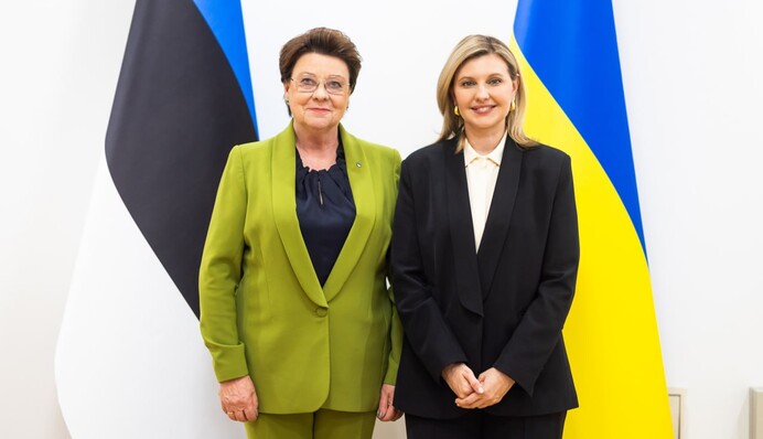 Первая леди Эстонии на встрече с Еленой Зеленской повторила ее стиль