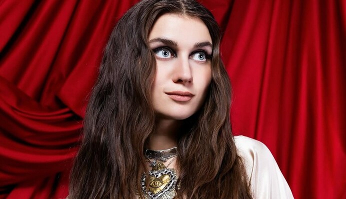 Какой образ выбрала Jerry Heil для 