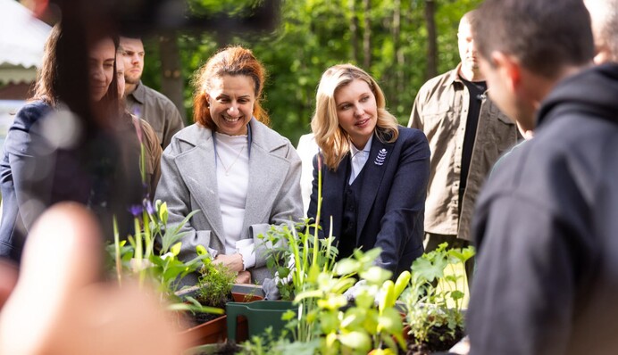 Олена Зеленська на презентації саду для ветеранів з'явилася з особливою брошкою