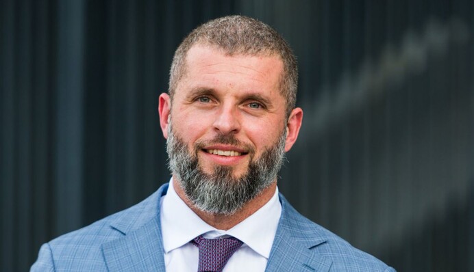 Бедный Матвей Викторович