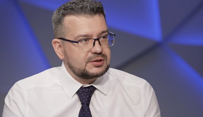 Історія як зброя: Олександр Алфьоров — про боротьбу з міфами, Росією і забуттям